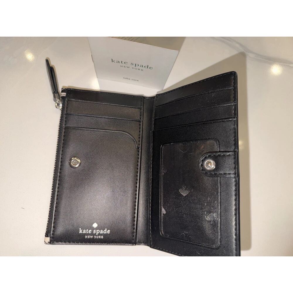 PRICE DROP Kate Spade Hollie Spade Clover Geo bifold wallet Snap Pre Owned - Picture 9 of 10
